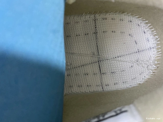 487724-118 Jordan 2017 4 Retro Sand 0710